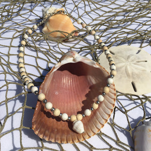 Shell Wooden Necklace