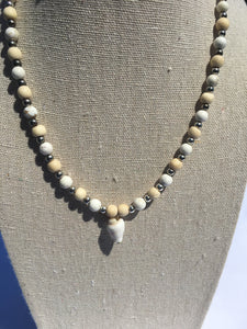 Shell Wooden Necklace