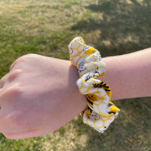 Bumblebee Scrunchie